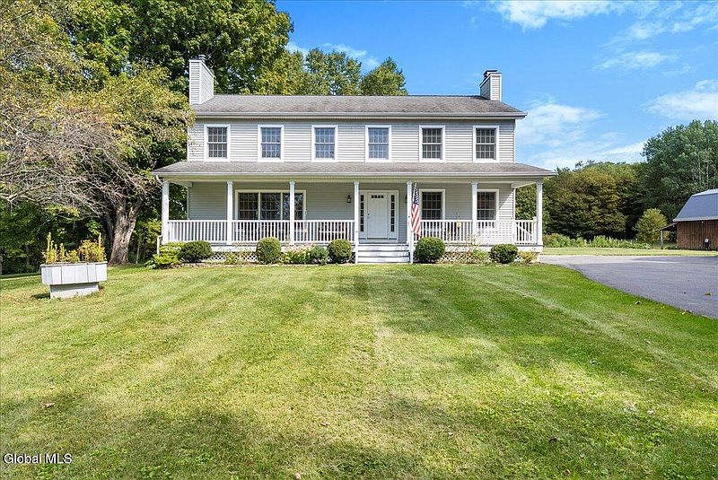 3rd image of 2284 Cook Road