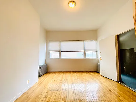 Rented by Blue Egg Realty Corp | media 8