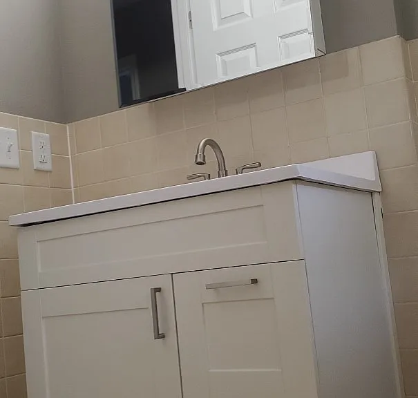 723 Tyler St NE — Photo 13