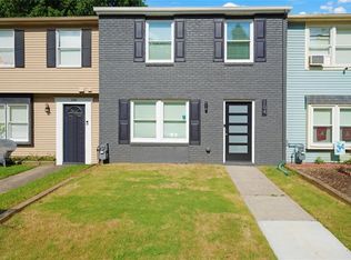 104 Roswell Commons Way, Roswell, GA 30076
