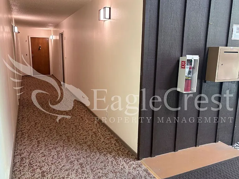 364 Catherine St #M1 — Photo 5