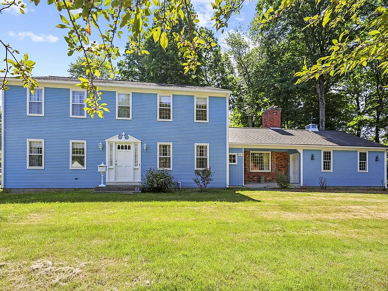 84 Brewster Rd — Photo 1