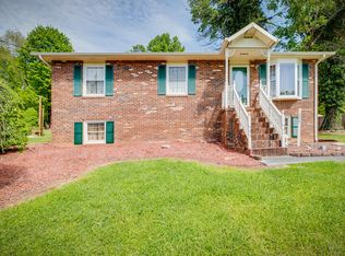 229 Tallman Dr, Blountville, TN 37617