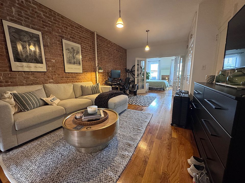 1st image of 452 W 47th St APT 5B