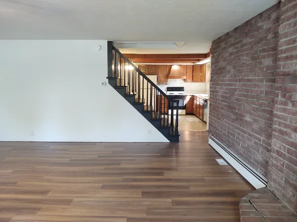 211 Lancaster Ave Front 211, Terre Hill, PA 17581