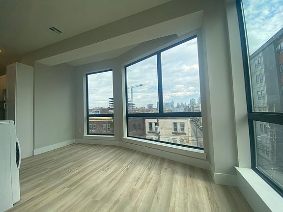 4th image of 12 S 43rd St #D1-d3