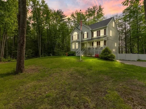 47 New Boston Rd, Kingston, NH 03848