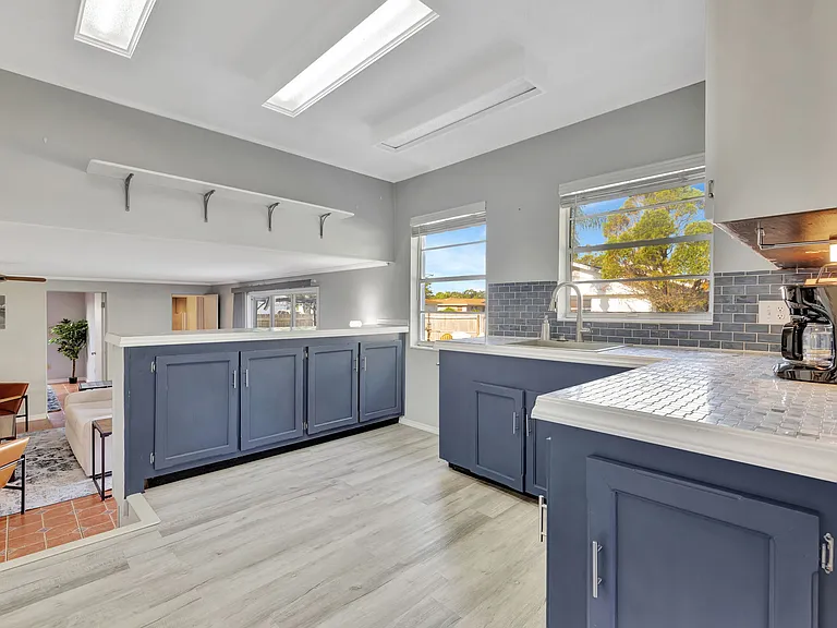 3866 Allenwood St — Photo 31