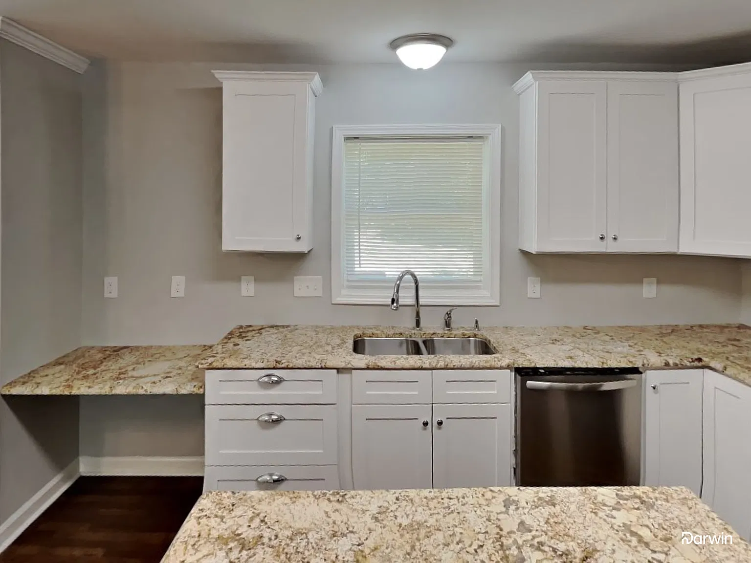 3 bed, 2.5 bath, 1302 sqft, $1,840 — Photo 3