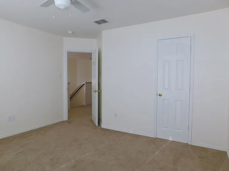 2701 Clark Dr — Photo 25