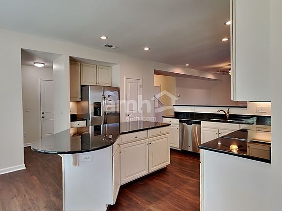4th image of 1721 Muirwood Blvd