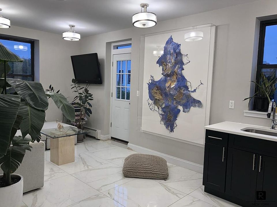 1st image of 410 Knickerbocker Ave #4