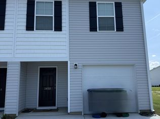 2455-2455 B Brookville Dr, Greenville, NC 27834