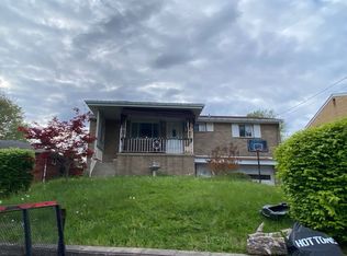 317 Maple St, West Mifflin, PA 15122