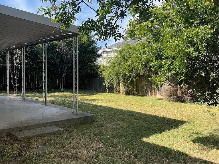 681 S Orchard Ave — Photo 17