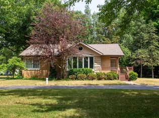 8245 S Federal Rd, Shepherd, MI 48883