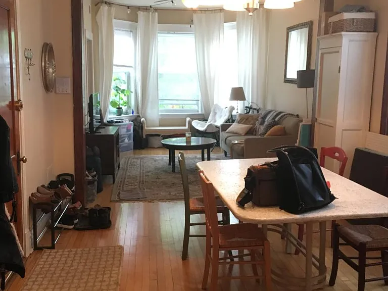 2136 W Haddon Ave #2 — Photo 4