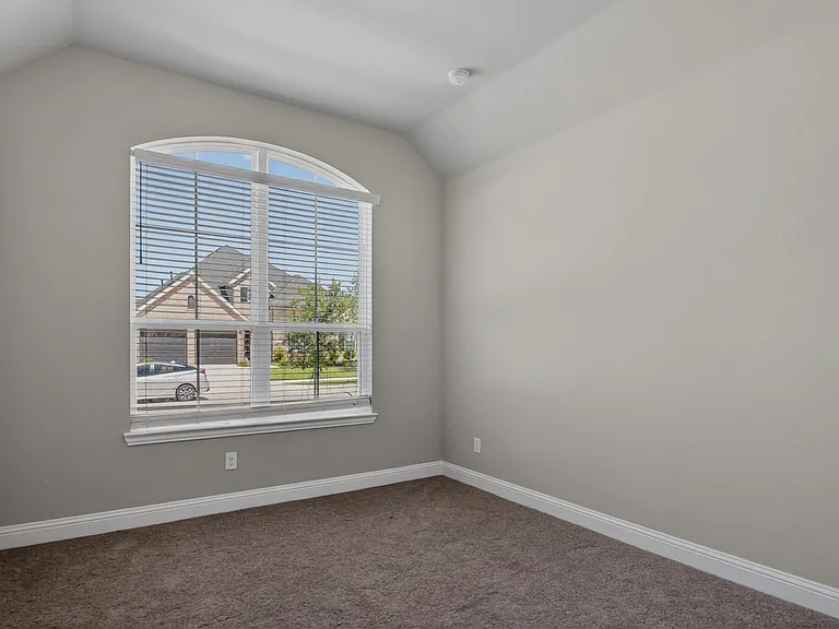 16812 Bitterroot Rd — Photo 7