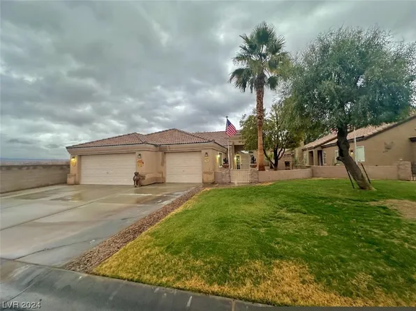1216 Golf Club Dr, Laughlin, NV 89029
