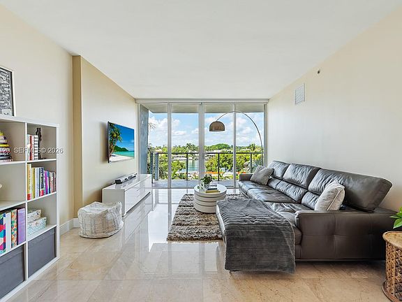 2nd image of 6305 Indian Creek Dr APT 4D