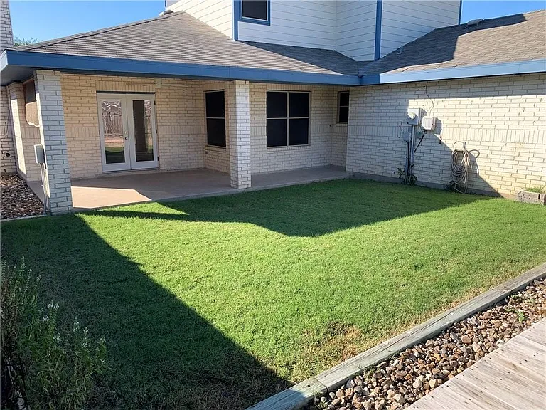 15334 Barataria Dr — Photo 17