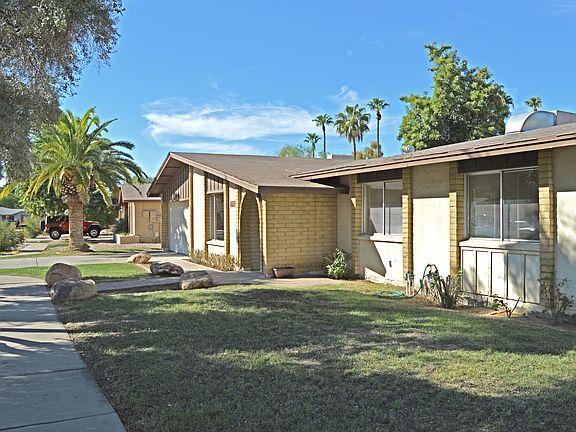 4th image of 1742 W Monte Ave