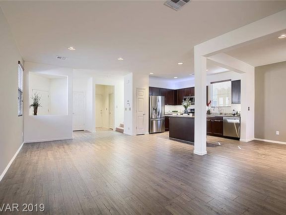 3rd image of 7711 Ashby Gate St