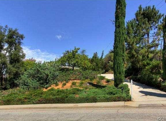 5th image of 649 Los Altos Dr