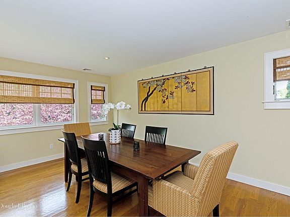 5th image of 43 Eastville Ave