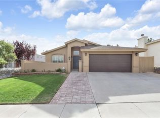 7067 Crown Ridge Dr, El Paso, TX 79912