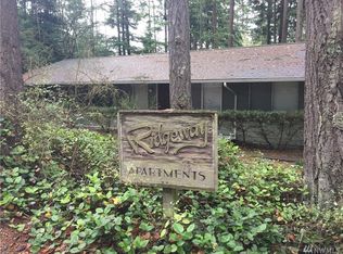 112 W Henni Rd, Oak Harbor, WA 98277