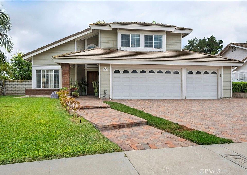 1st image of 605 Bronco Way