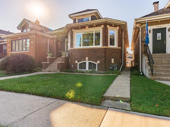 7933 W Sunset Dr, Elmwood Park, IL 60707