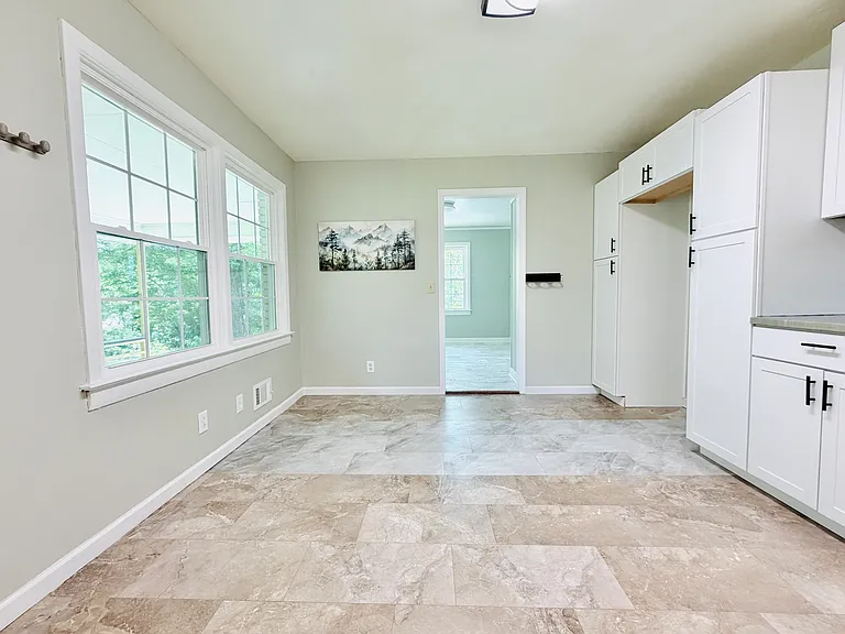 836 Delverton Rd — Photo 5