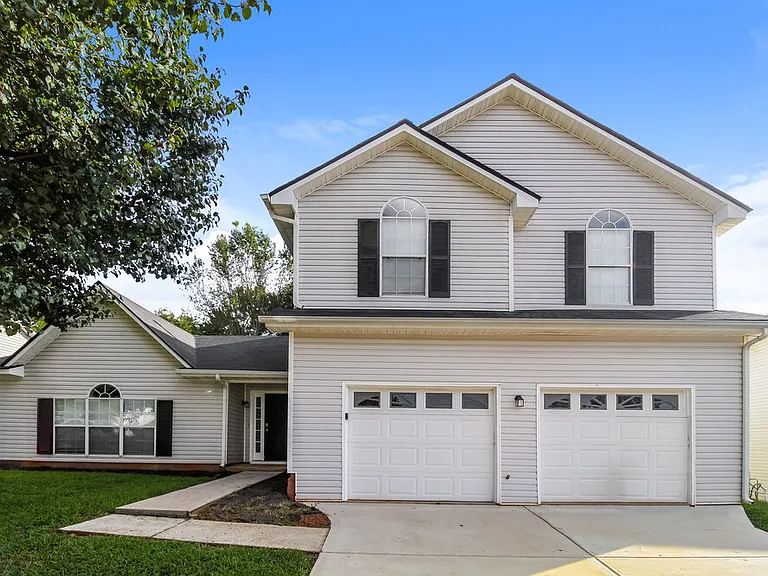2098 Sugar Creek Falls Ct SE — Photo 1