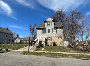 116-118 Fairbanks St, Rochester, NY 14621