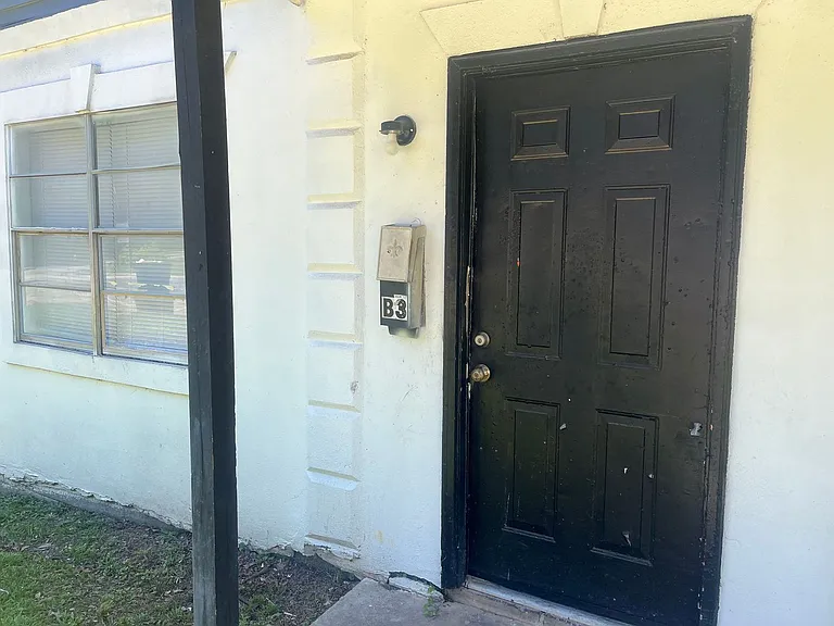 4053 Log Cabin Dr #B-3 — Photo 9