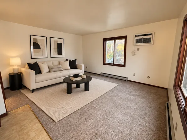 720 E Saint Paul Ave APT 6, Waukesha, WI 53188