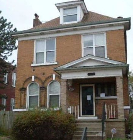 1st image of 3928 Sullivan Ave