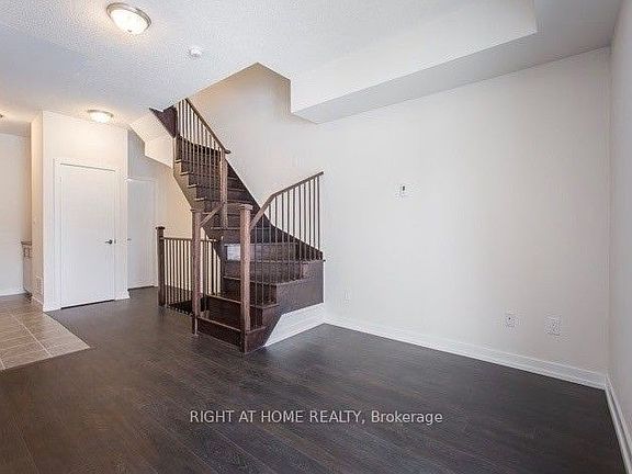 3rd image of 2059 Weston Rd #38