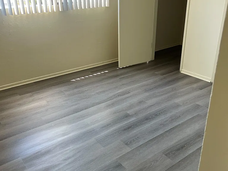 1818 W El Segundo Blvd — Photo 10