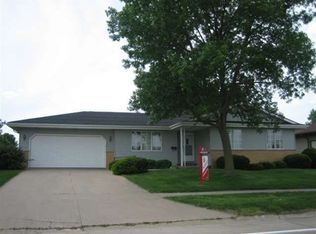 3711 29th Ave, Marion, IA 52302
