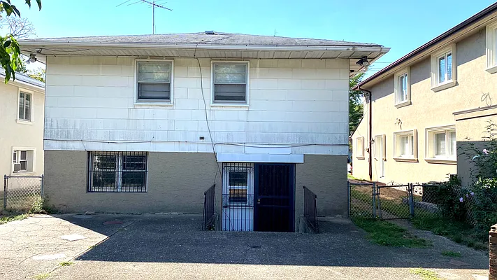 Sold by Korr Realty | media 59