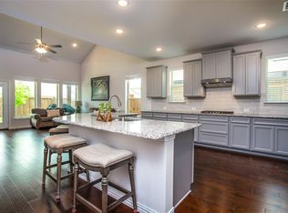 6128 Kent Ln, Roanoke, TX 76227