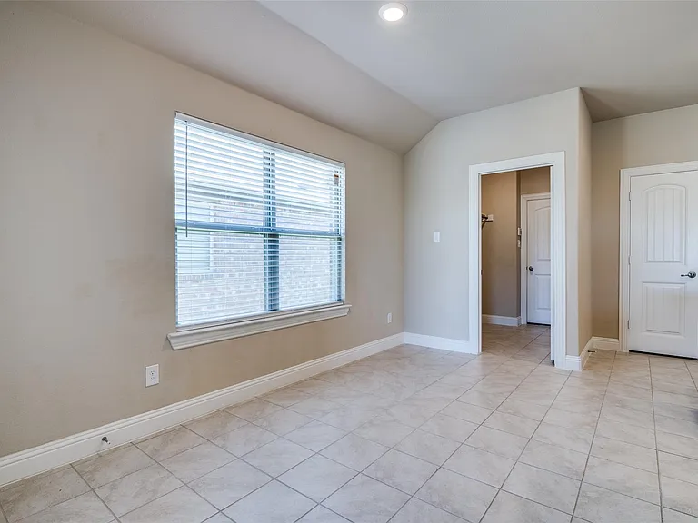 16308 E Harwood Dr — Photo 8