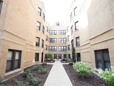 1st image of 2803C W Lawrence Ave #C1e