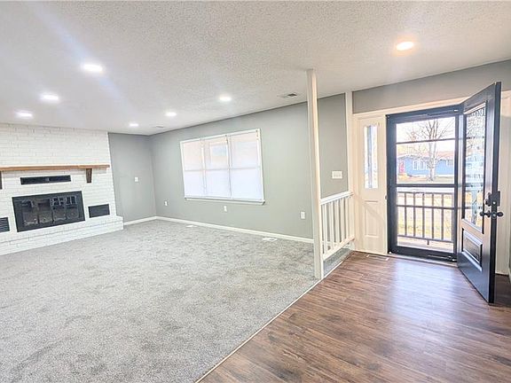 4th image of 201 W Hospital Rd