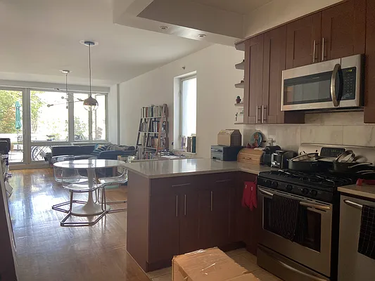 Rented by Compass | media 6