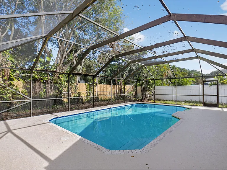 4135 Bay Laurel Way — Photo 38
