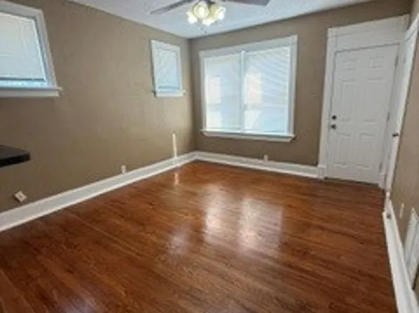 4109-11 Potomac